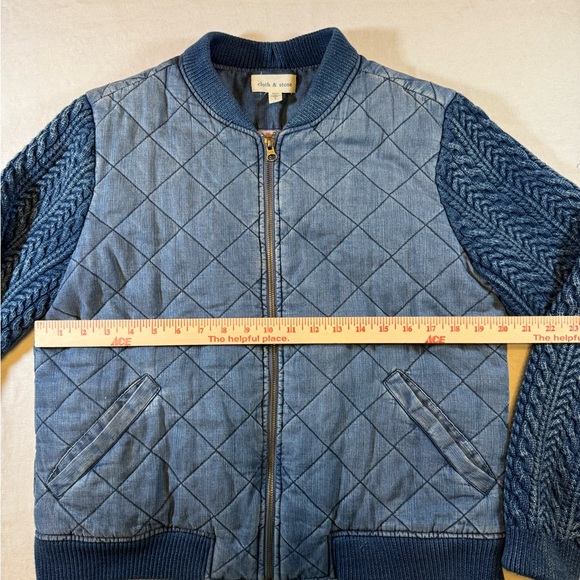 Cloth & Stone Chambray Quilted Denim Blue Jacket with Knit Sweater Sleeves - Picture 8 of 10